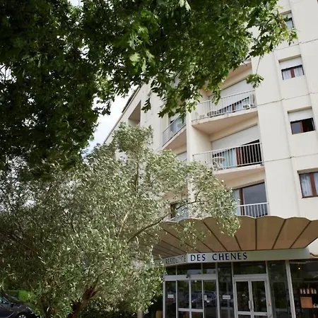 Aparthotel Les Chenes 4*